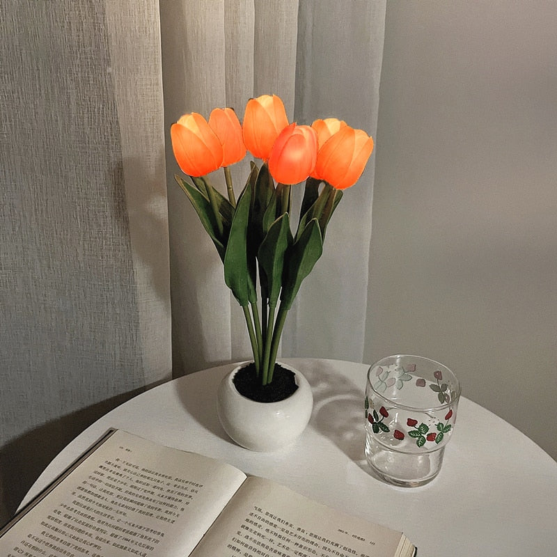 Tulip Blossom Table Lamp