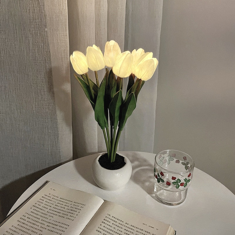 Tulip Blossom Table Lamp