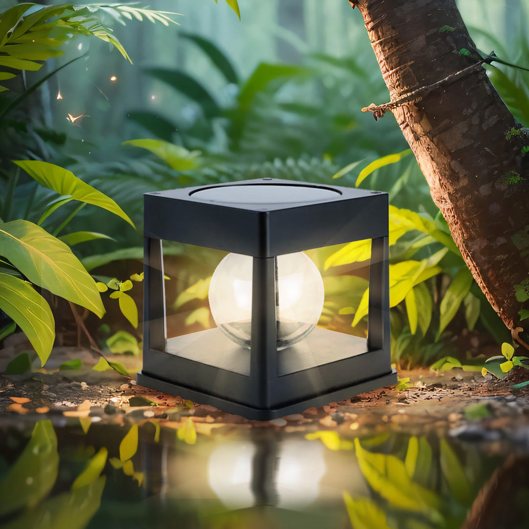 Geo Bright Solar Light