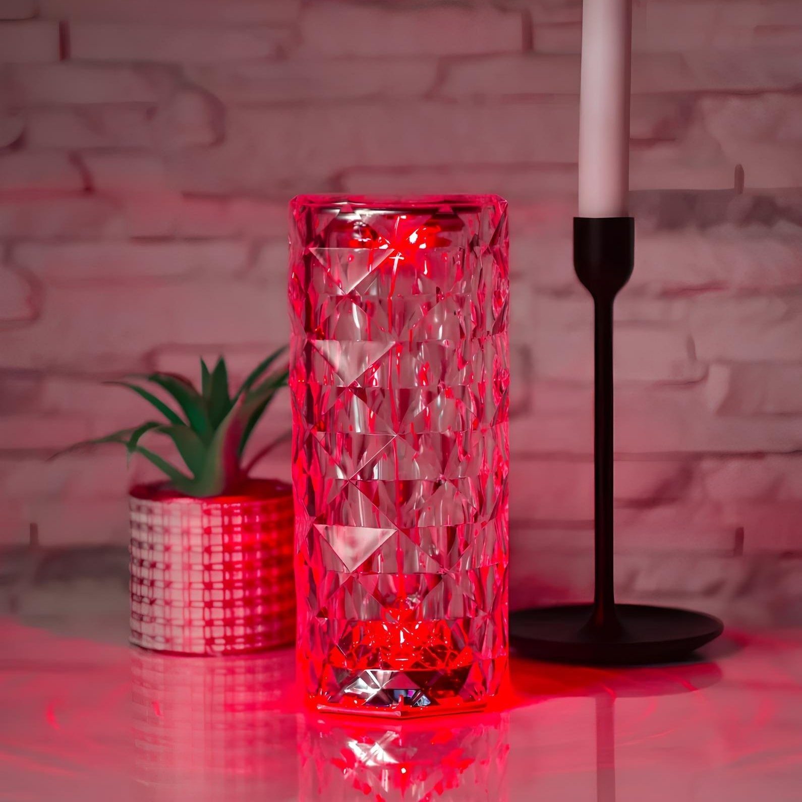 Luxe Diamond Table Light