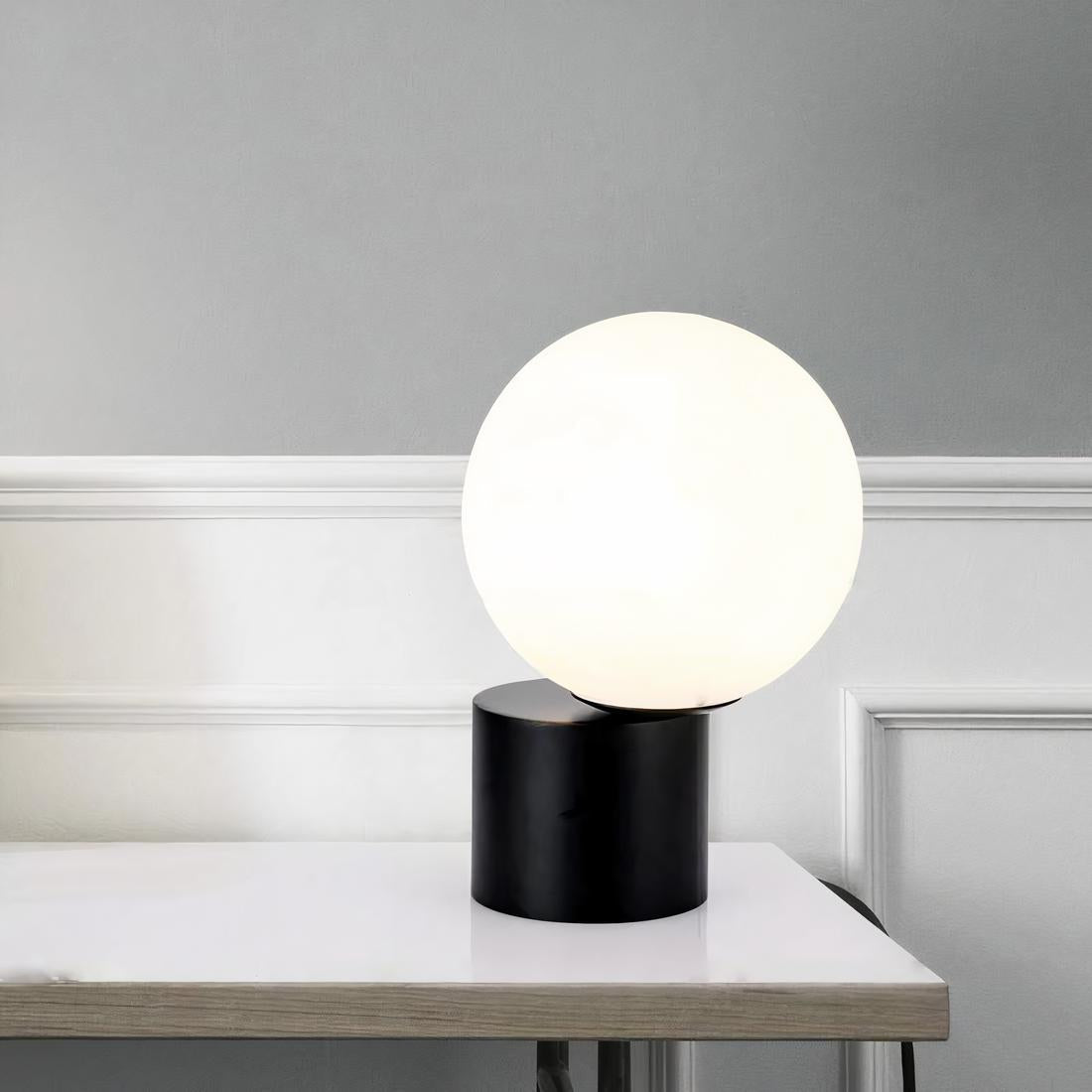 Globe Aura Table Lamp