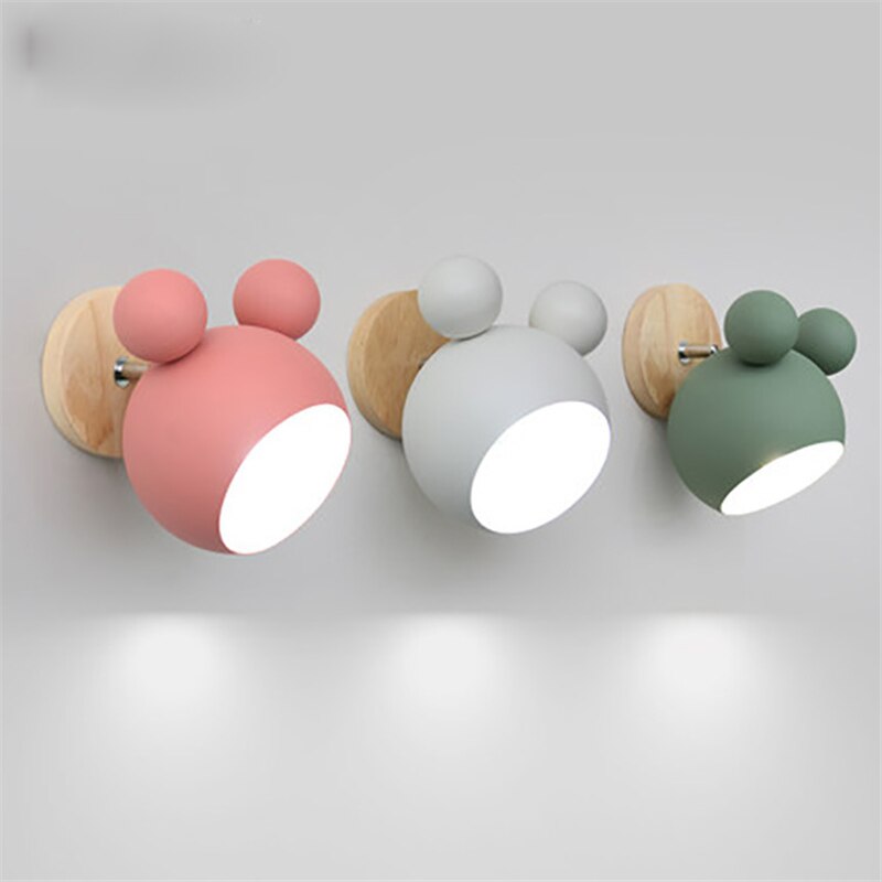 Playful Buddy Wall Lamp